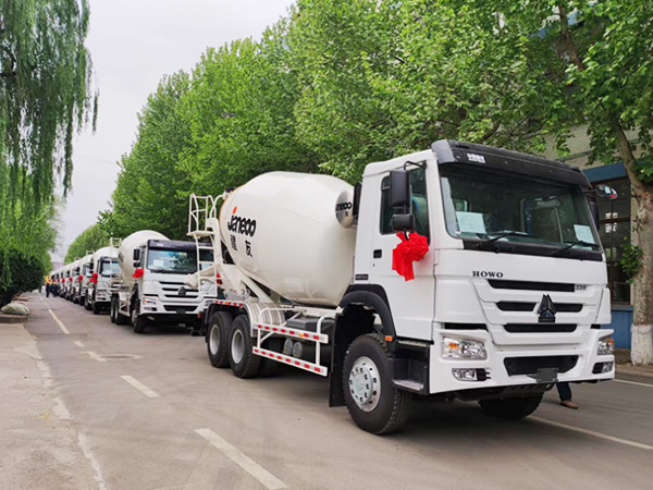 效劳外洋工程建设，，，，，，勇做“一带一起”建设“排头兵”